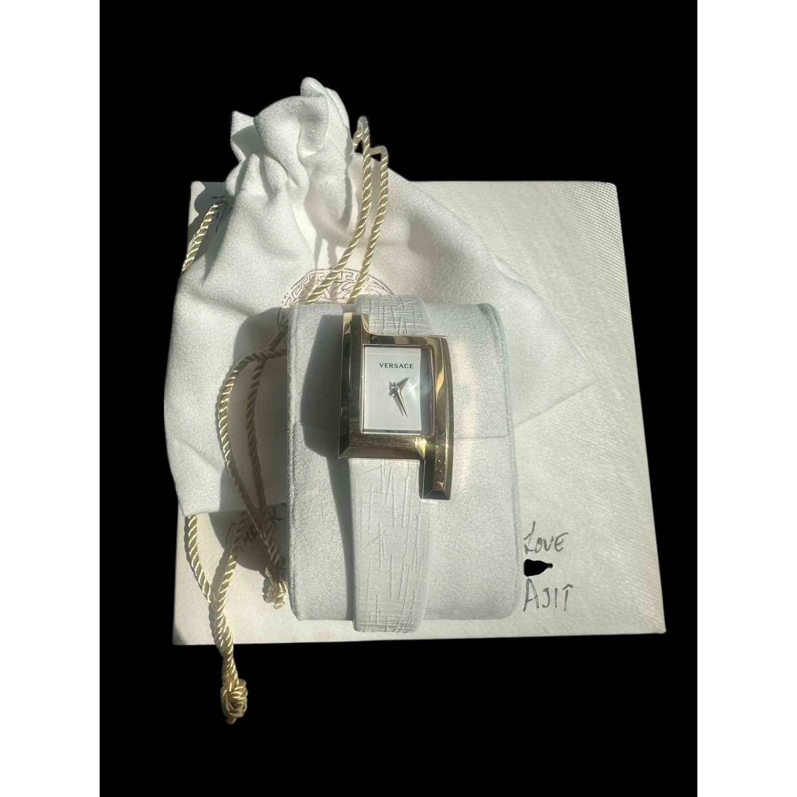 Versace Greca White Leather Woman's Watch Velu1218 Preowned
